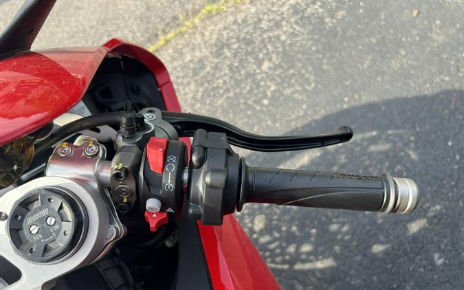 2024 Ducati Panigale V2