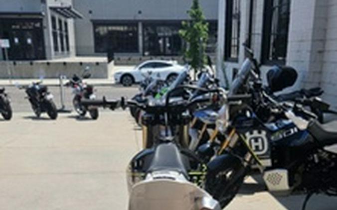 2026 Triumph TF 450-X Jet BlackPure White