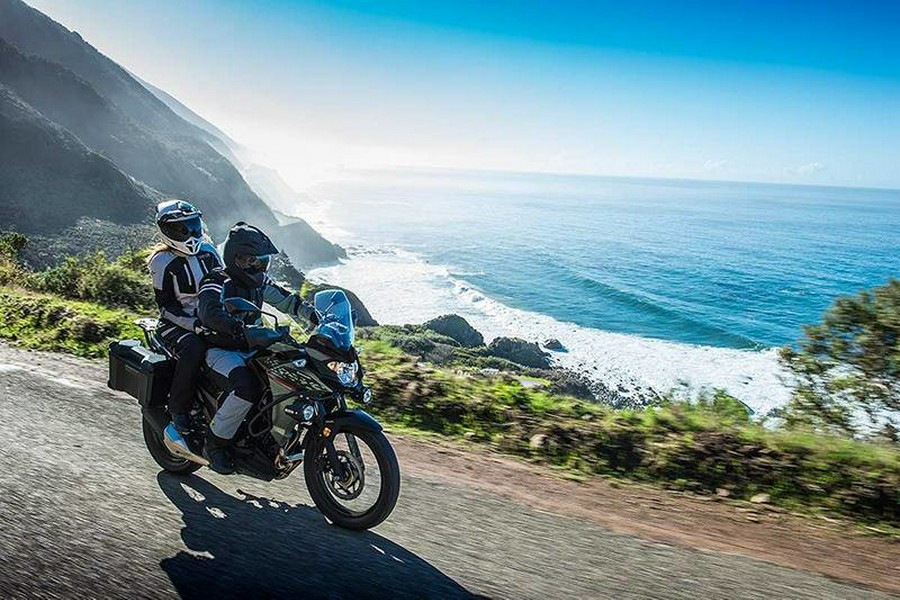 2023 VERSYS-X 300 ABS - PEARL MATTE SAGE GREEN / METALLIC MATTE CARBON GRAY - Kawasaki