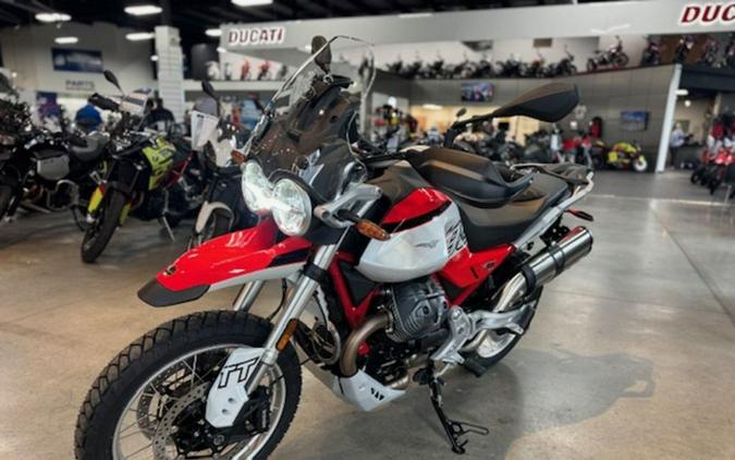 2025 Moto Guzzi V85 TT