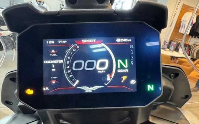 2025 Moto Guzzi V85 TT