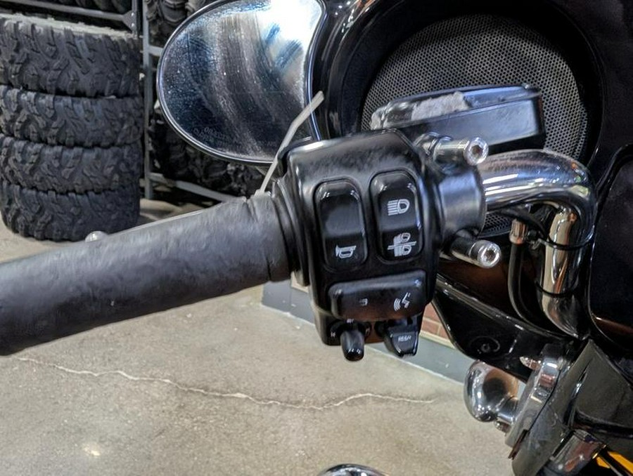 2014 Harley-Davidson® FLHXS - Street Glide® Special