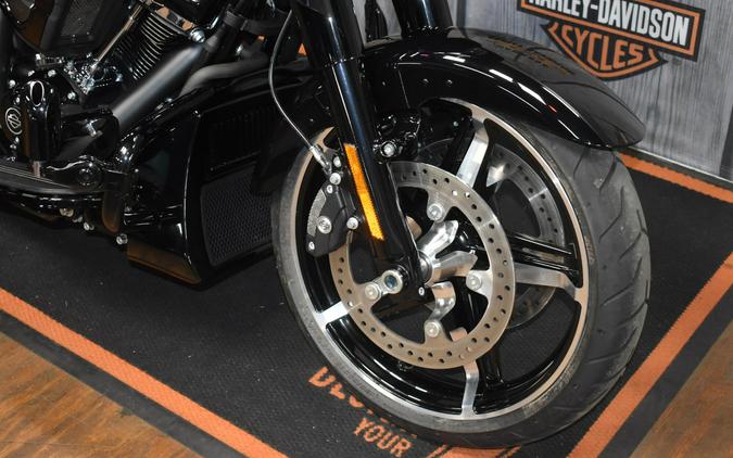 FLHX 2026 Street Glide®