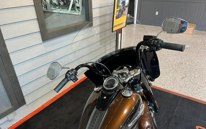 2019 Harley-Davidson® FLHCS - Heritage Classic 114