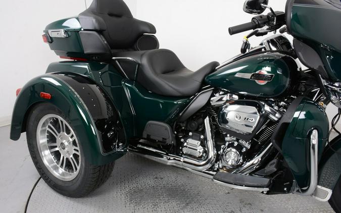 2024 Harley-Davidson FLHTCUTG Tri Glide Ultra