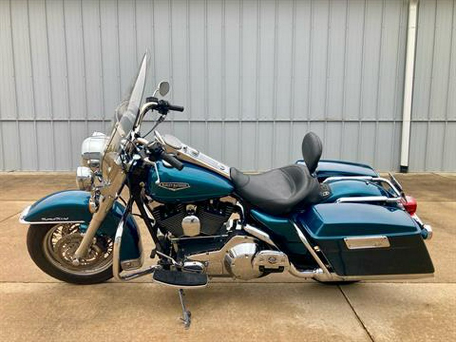 2004 Harley-Davidson FLHRCI Road King® Classic