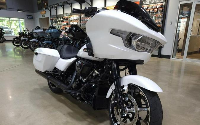 2024 Harley-Davidson® FLTRX - Road Glide®