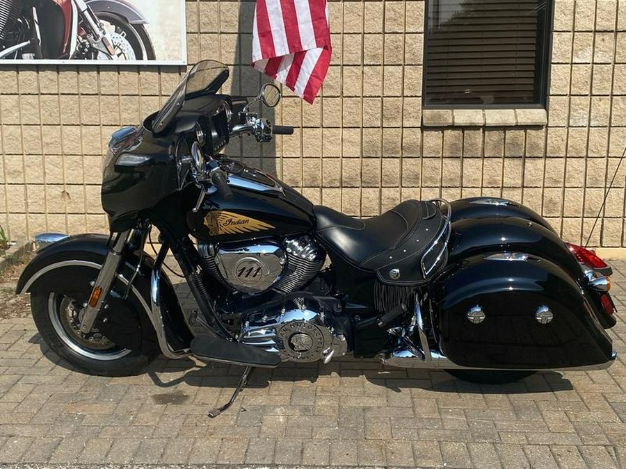 2019 Indian Motorcycle® Chieftain® Classic Thunder Black