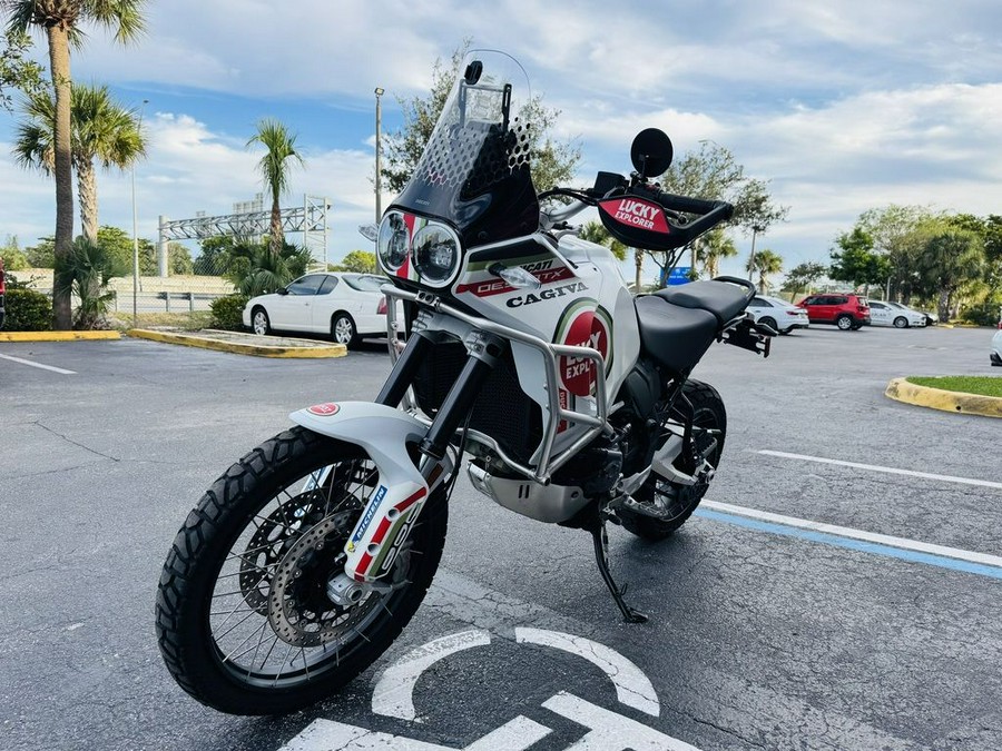 2023 Ducati DesertX Star White Silk