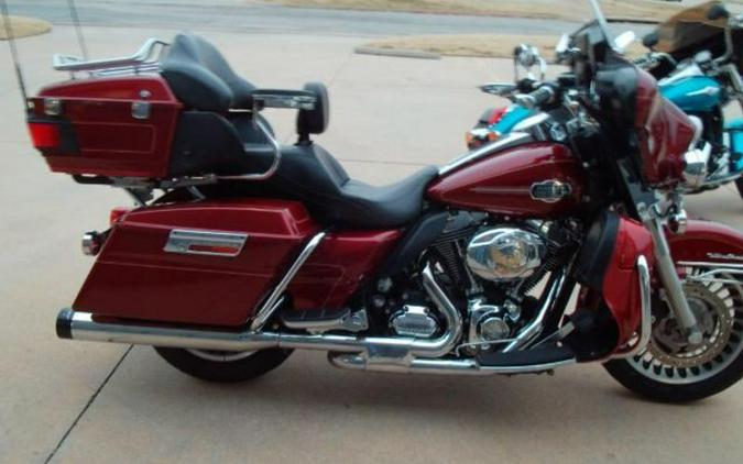 2010 Harley-Davidson® FLHTCU - Ultra Classic® Electra Glide