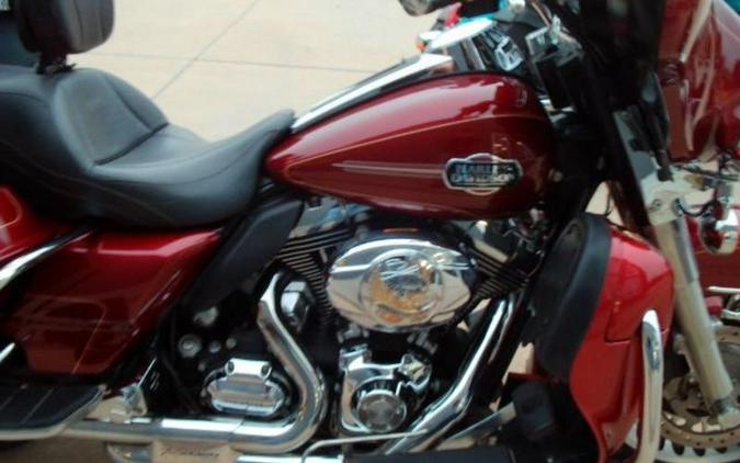 2010 Harley-Davidson® FLHTCU - Ultra Classic® Electra Glide