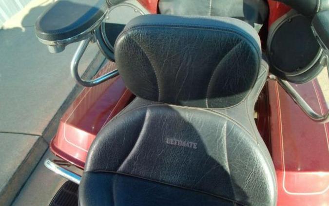 2010 Harley-Davidson® FLHTCU - Ultra Classic® Electra Glide