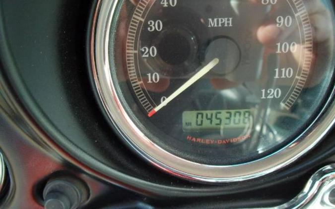 2010 Harley-Davidson® FLHTCU - Ultra Classic® Electra Glide