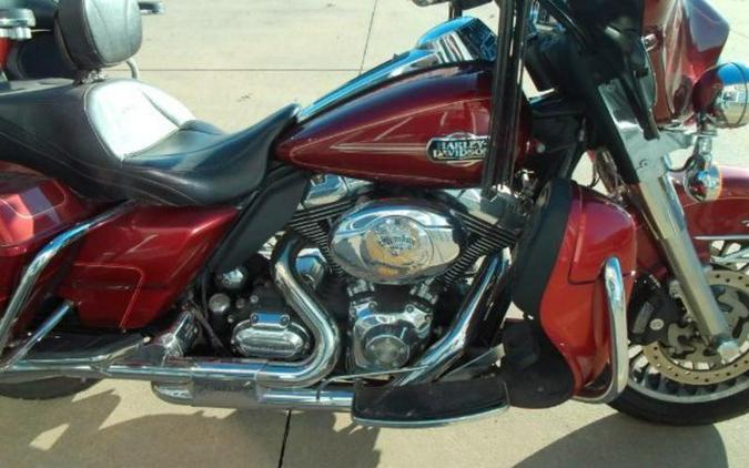 2010 Harley-Davidson® FLHTCU - Ultra Classic® Electra Glide