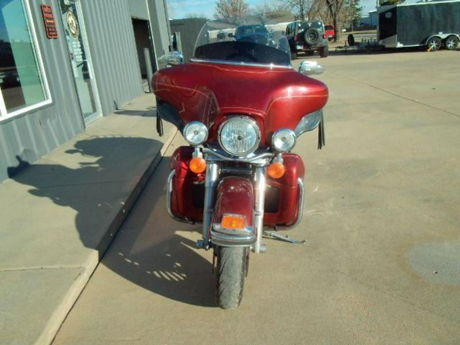 2010 Harley-Davidson® FLHTCU - Ultra Classic® Electra Glide