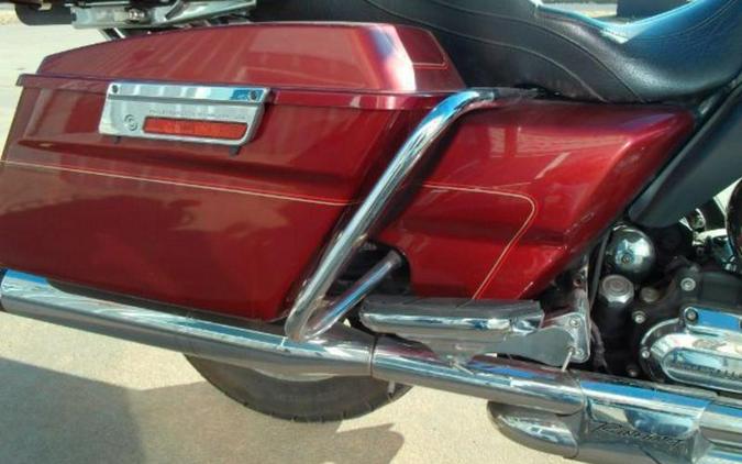 2010 Harley-Davidson® FLHTCU - Ultra Classic® Electra Glide