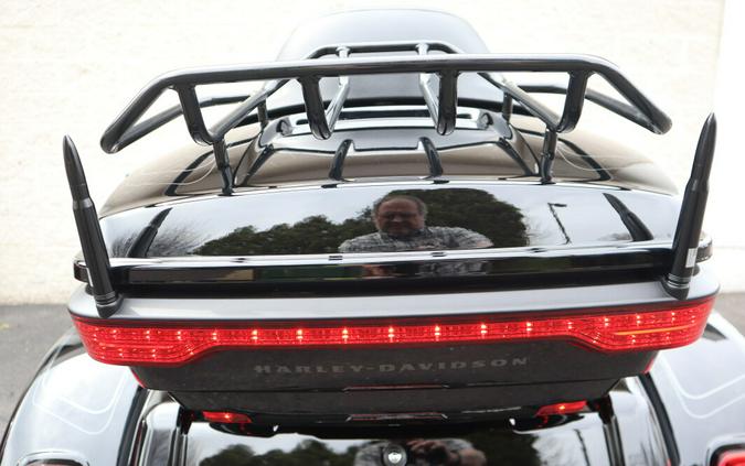 Used 2025 Harley-Davidson Tri Glide Ultra Vivid Black - Black Finish