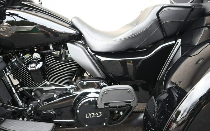 Used 2025 Harley-Davidson Tri Glide Ultra Vivid Black - Black Finish