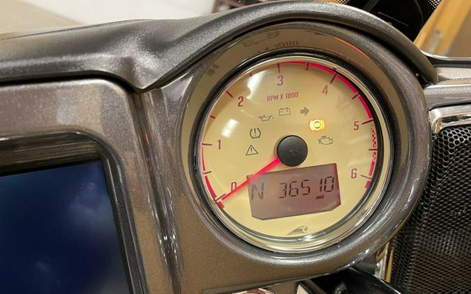 2017 Indian Roadmaster Steel Gray Over Thunder Black