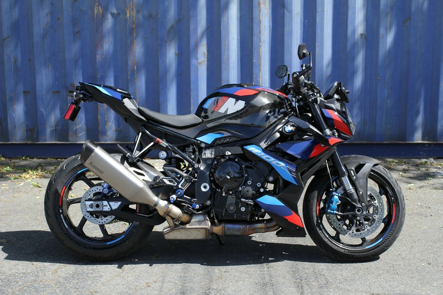 2023 BMW M 1000 R