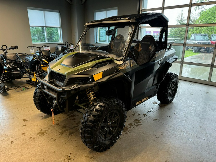 2022 Polaris Industries GENERAL XP 1000 Deluxe RIDE COMMAND Edition