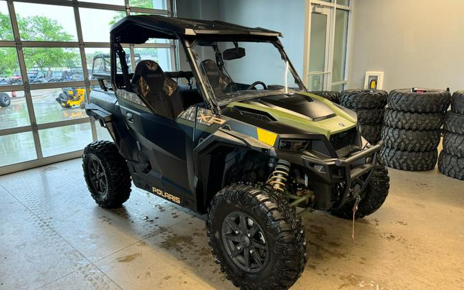 2022 Polaris Industries GENERAL XP 1000 Deluxe RIDE COMMAND Edition