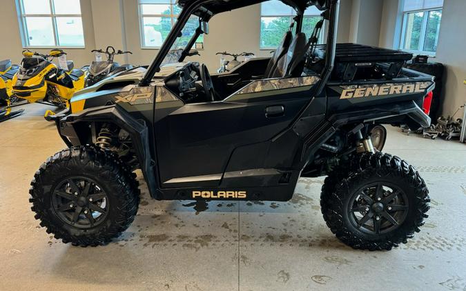 2022 Polaris Industries GENERAL XP 1000 Deluxe RIDE COMMAND Edition