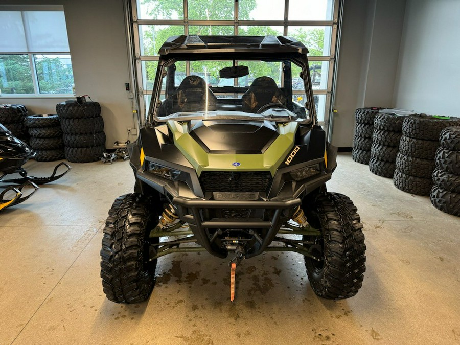 2022 Polaris Industries GENERAL XP 1000 Deluxe RIDE COMMAND Edition