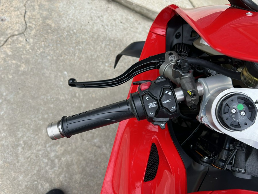 2024 Ducati Panigale V4