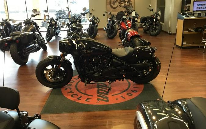 2025 Indian Motorcycle® Scout® Bobber Black Metallic