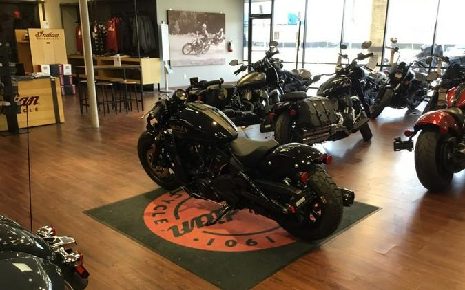 2025 Indian Motorcycle® Scout® Bobber Black Metallic