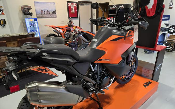 2027 KTM 1390 Super Adventure S EVO