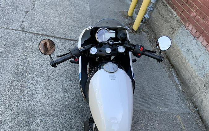 2026 Triumph THRUXTON 400