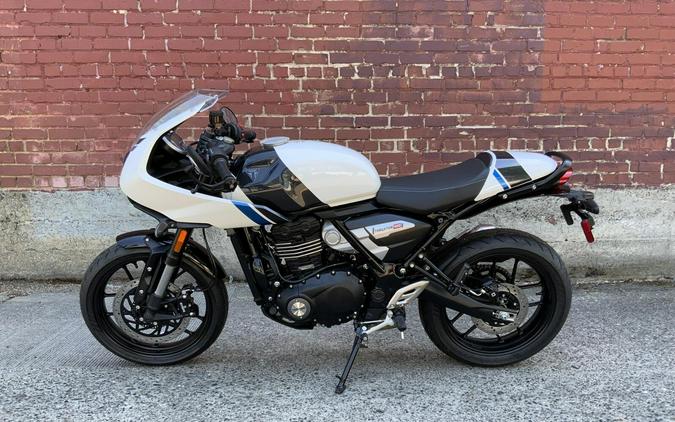 2026 Triumph THRUXTON 400