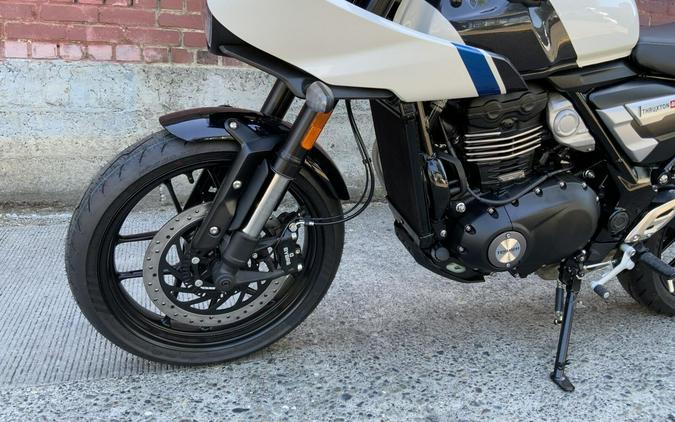 2026 Triumph THRUXTON 400