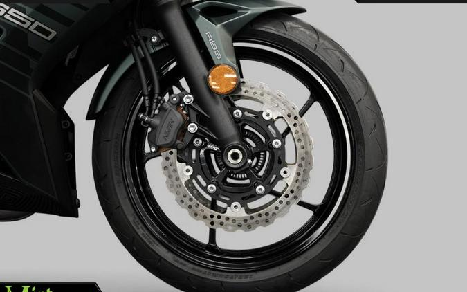 2025 Kawasaki Ninja 650 ABS