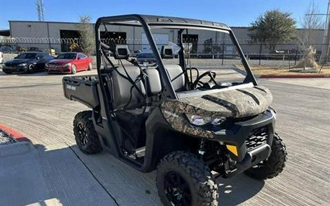 2023 Can-Am Defender DPS HD9