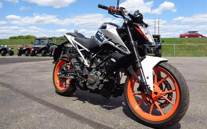 2021 KTM 200 Duke