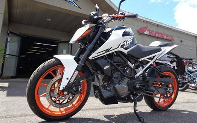 2021 KTM 200 Duke