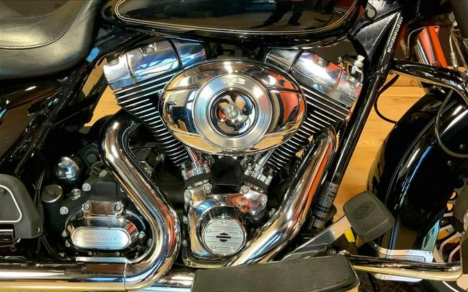 2012 Harley-Davidson® FLHTC - Electra Glide® Classic