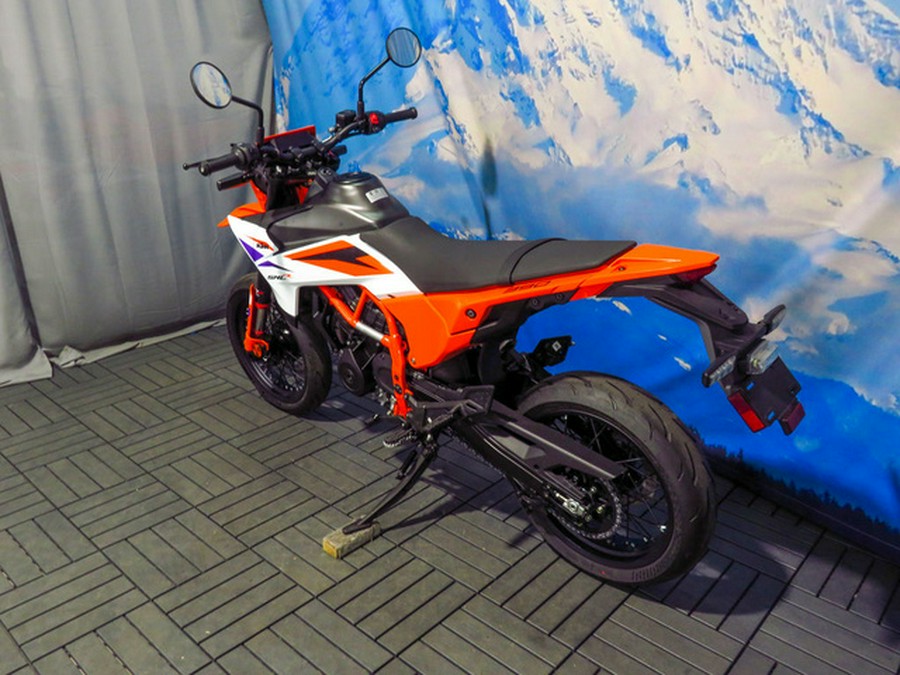 2026 KTM SMC 390 R