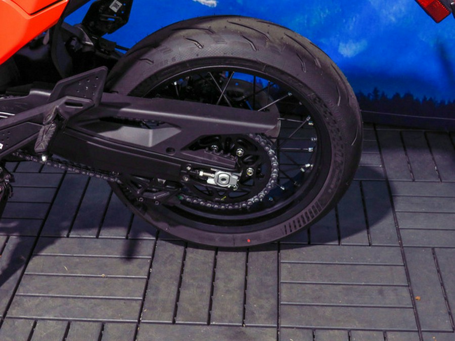 2026 KTM SMC 390 R