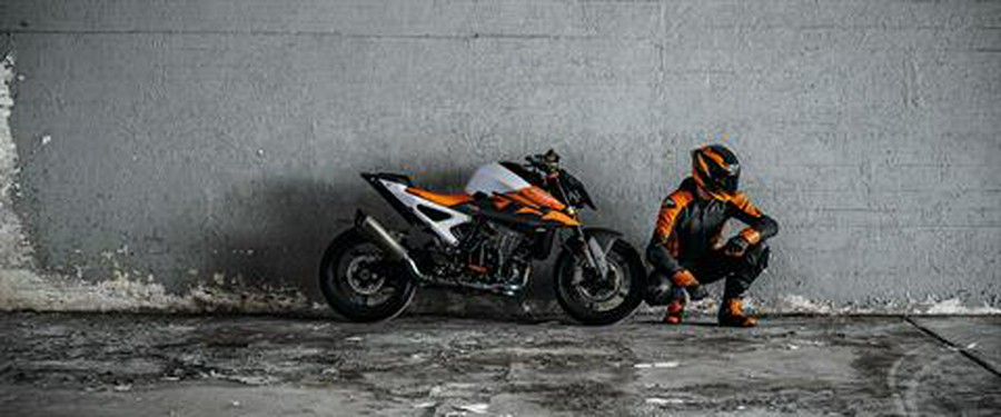 2027 KTM 990 Duke