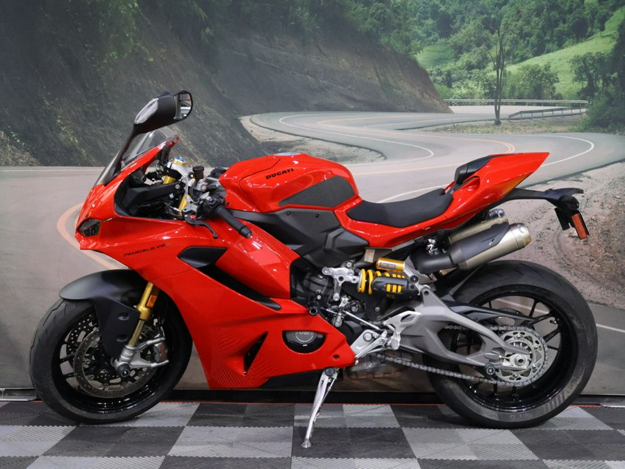2025 Ducati Panigale V2 S
