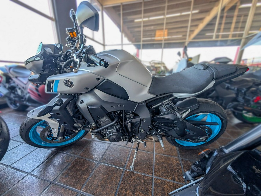 2025 Yamaha MT-10 Ice Storm - 000667