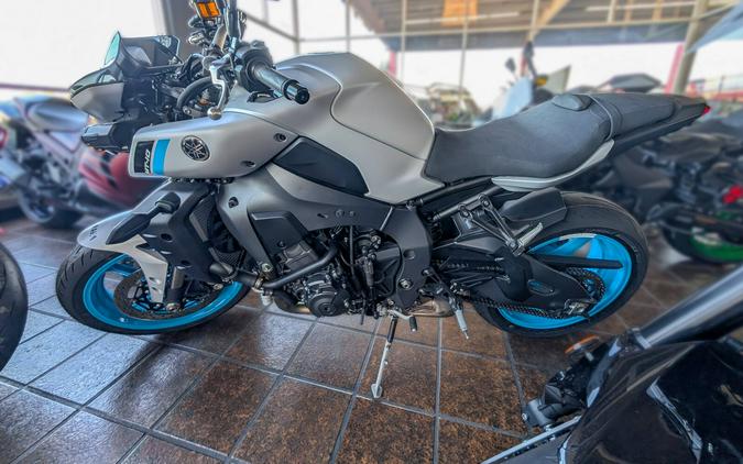 2025 Yamaha MT-10 Ice Storm - 000667