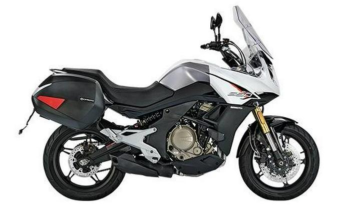 2023 CFMOTO 650 Adventura