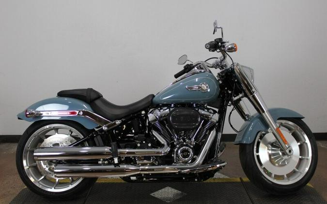 Harley-Davidson Fat Boy 114 2024 FLFBS 84385431 SHARKSKIN W/ PINSTRIPE