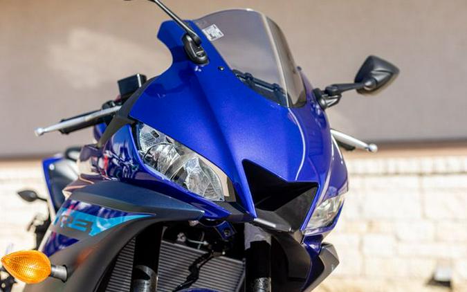 New 2024 YAMAHA YZFR3 ABS TEAM BLUE