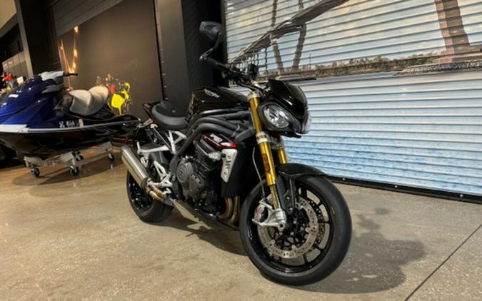 2022 Triumph Speed Triple 1200 RS Sapphire Black